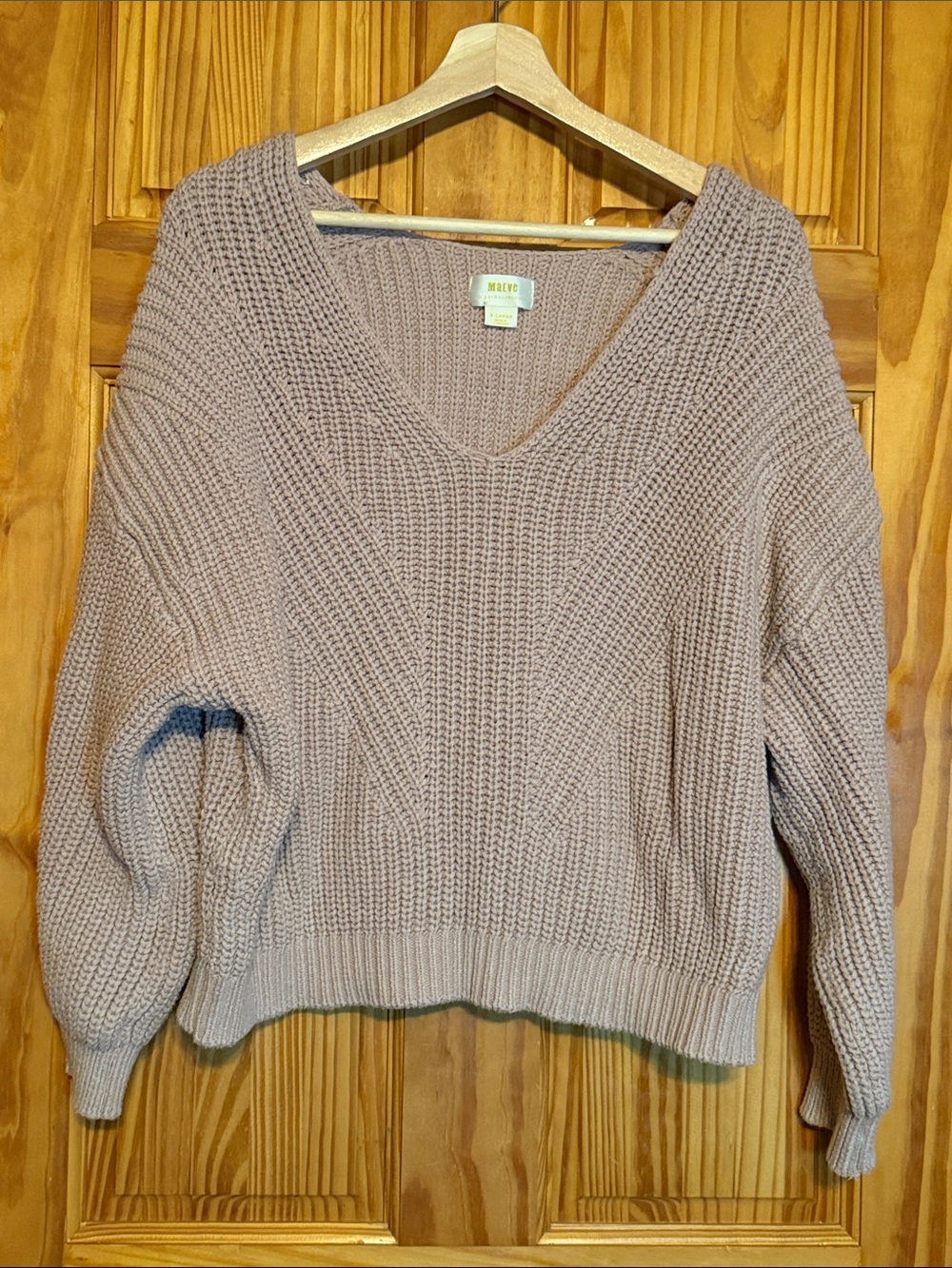 Maeve by Anthropologie Soft Knit V-Neck Sweater in Mauve